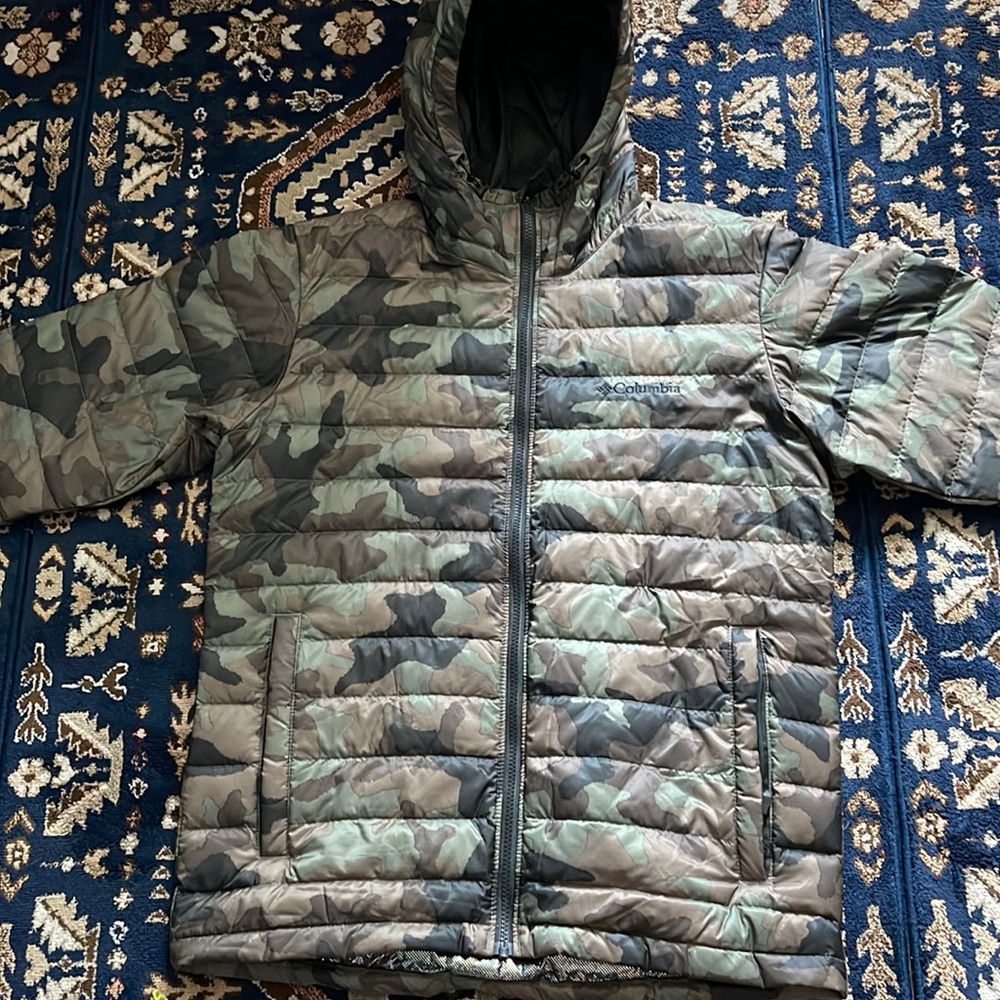 Men’s Columbia Camo jacket. New with tags